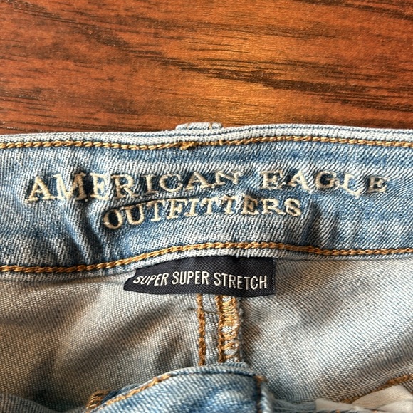 American Eagle midi jean shorts size 4 - Picture 2 of 4